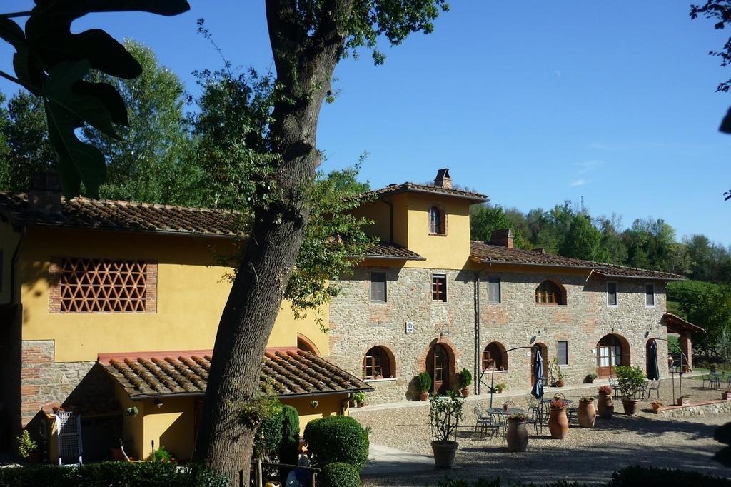 Agriturismo Le Buche Di Viesca Реджелло Экстерьер фото
