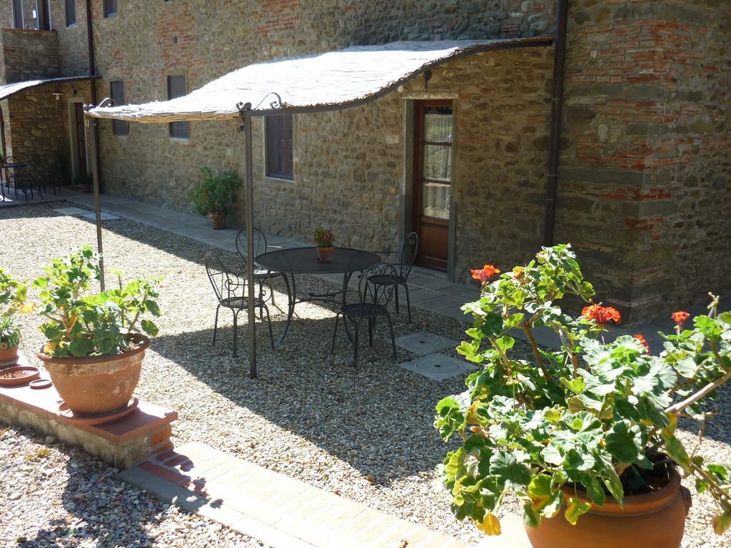 Agriturismo Le Buche Di Viesca Реджелло Номер фото