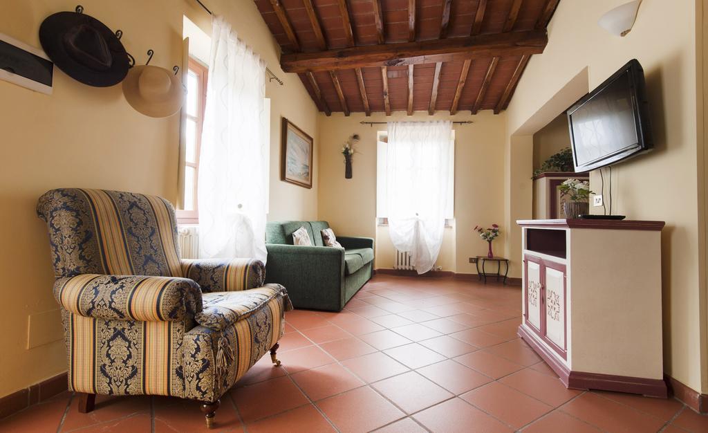 Agriturismo Le Buche Di Viesca Реджелло Экстерьер фото