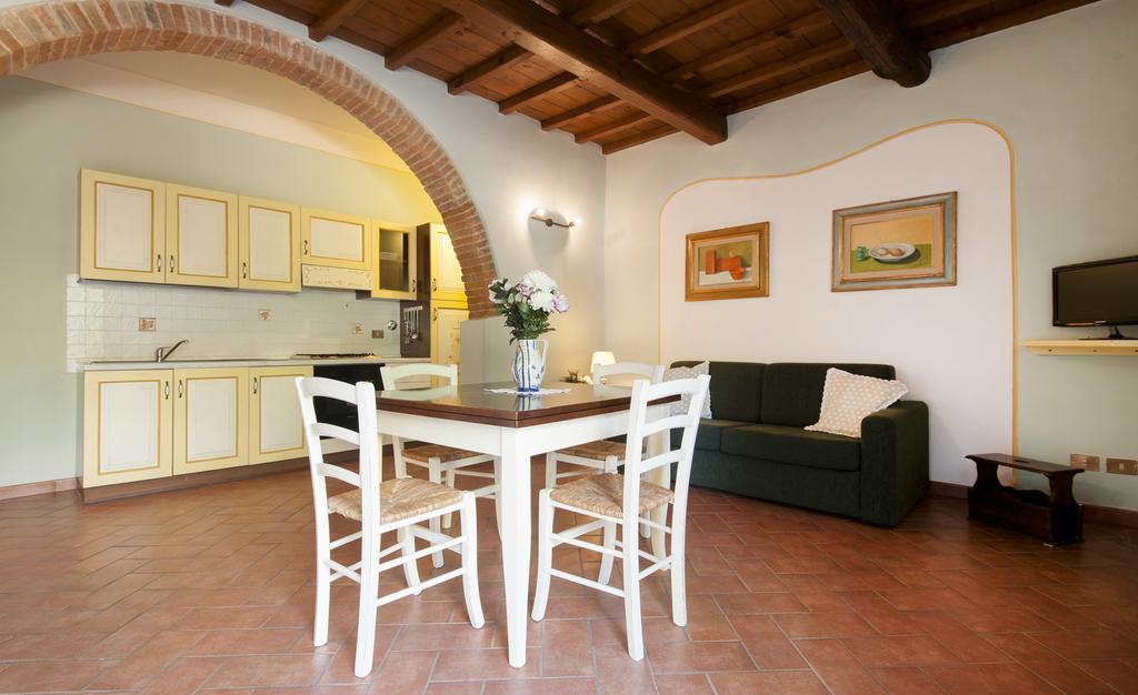 Agriturismo Le Buche Di Viesca Реджелло Экстерьер фото