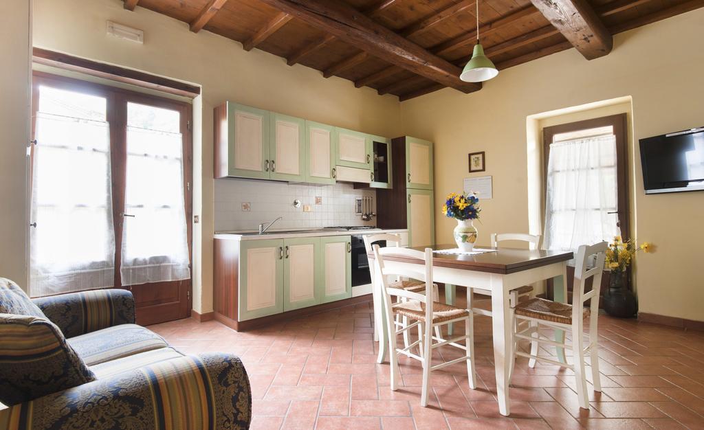 Agriturismo Le Buche Di Viesca Реджелло Экстерьер фото
